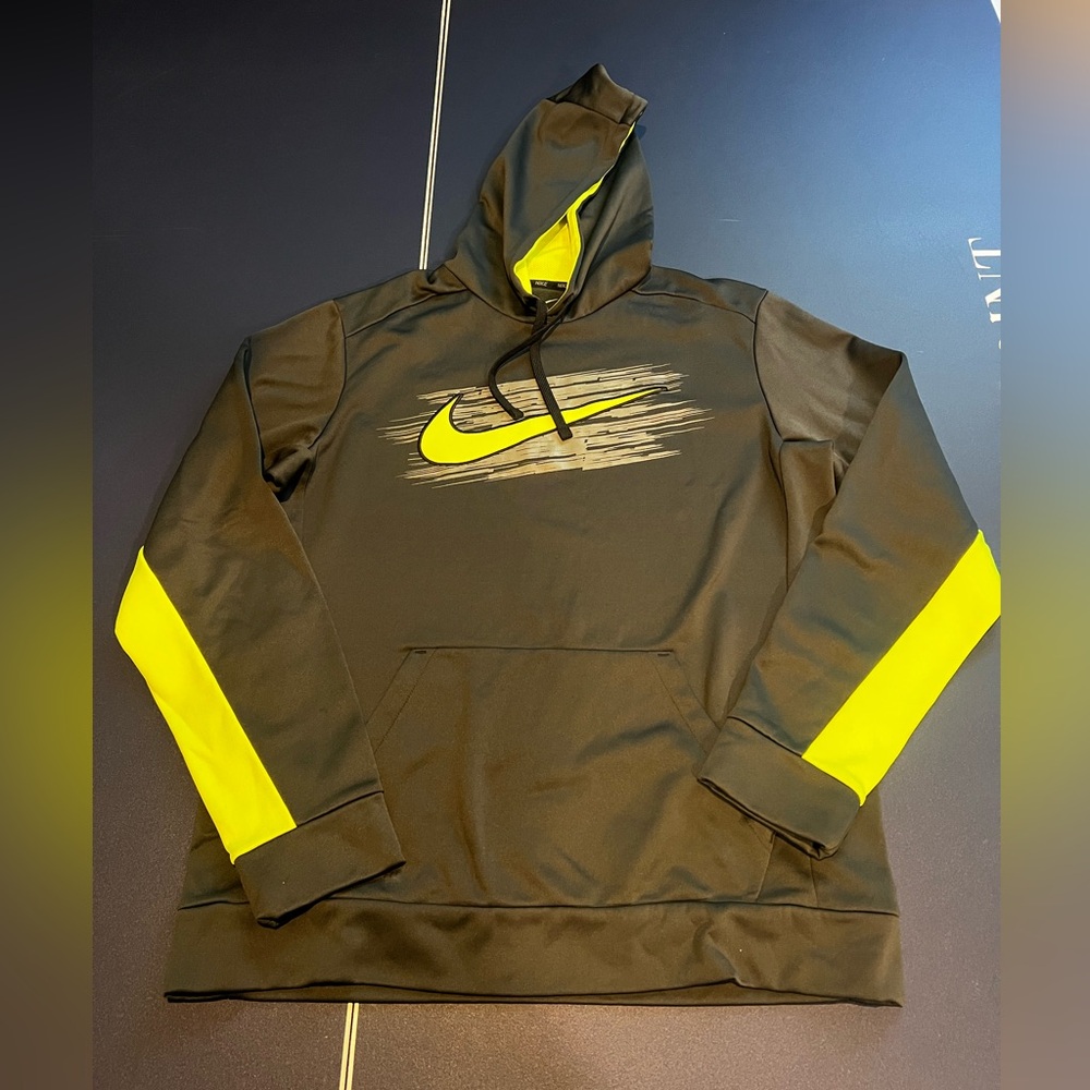 Nike Hoodie Mens Gray Therma Fit hoodie